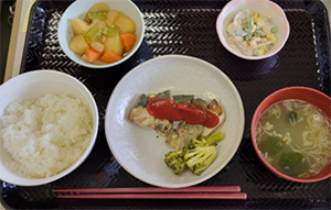 画像お昼ご飯の写真魚料理