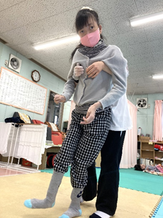 画像歩行訓練中の写真