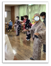 盆踊りの様子