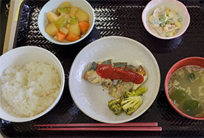 昼食の画像1